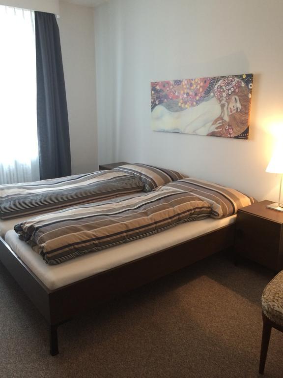 Hotel Schwert Näfels Zimmer foto