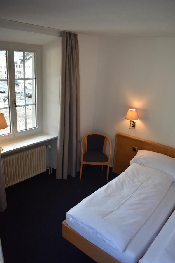 Hotel Schwert Näfels Exterior foto